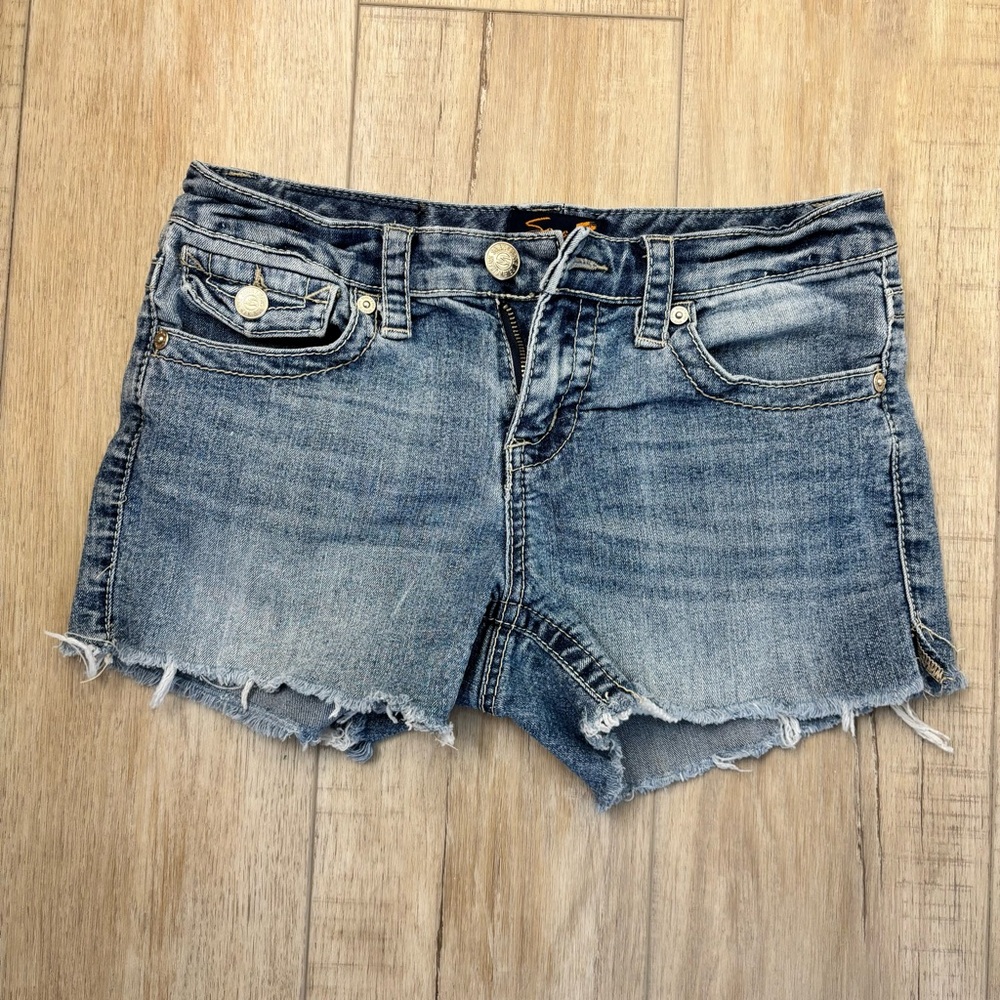Seven7 distressed Denim Blue Women's Shorts : Size 4